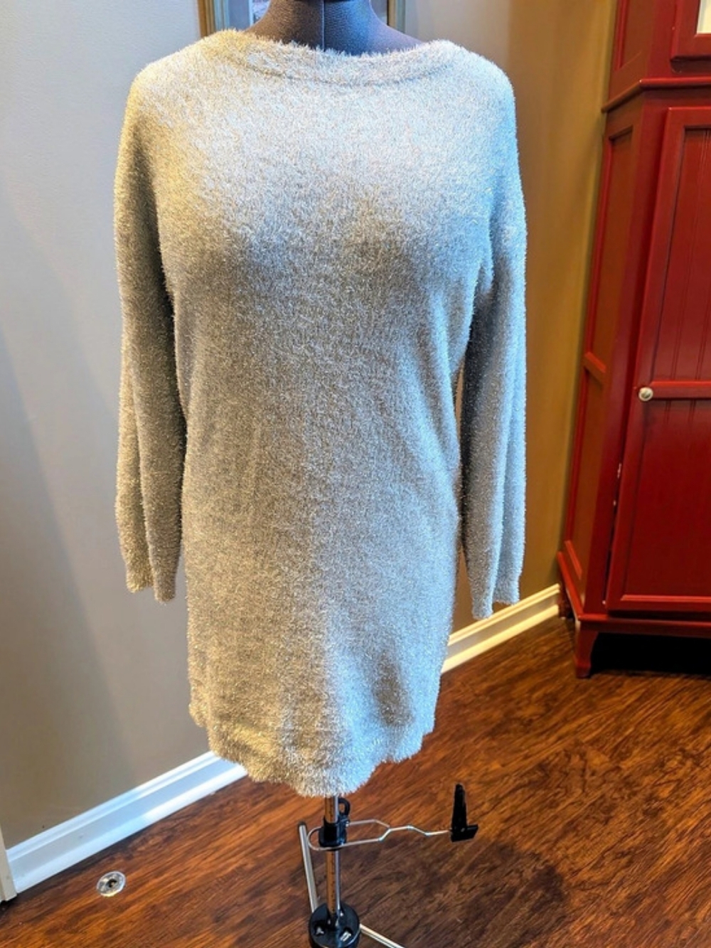 Banana Republic Factory Metallic Fuzzy Crewneck Sweater Size Large Like New